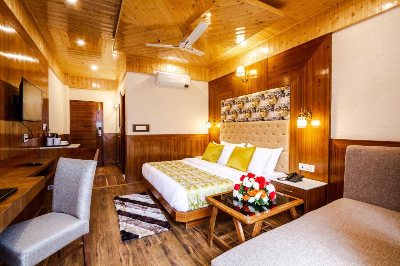 Suryansh Regency Manali Centrally Heated Air Cooled With Private Balconies Manāli Exteriör bild