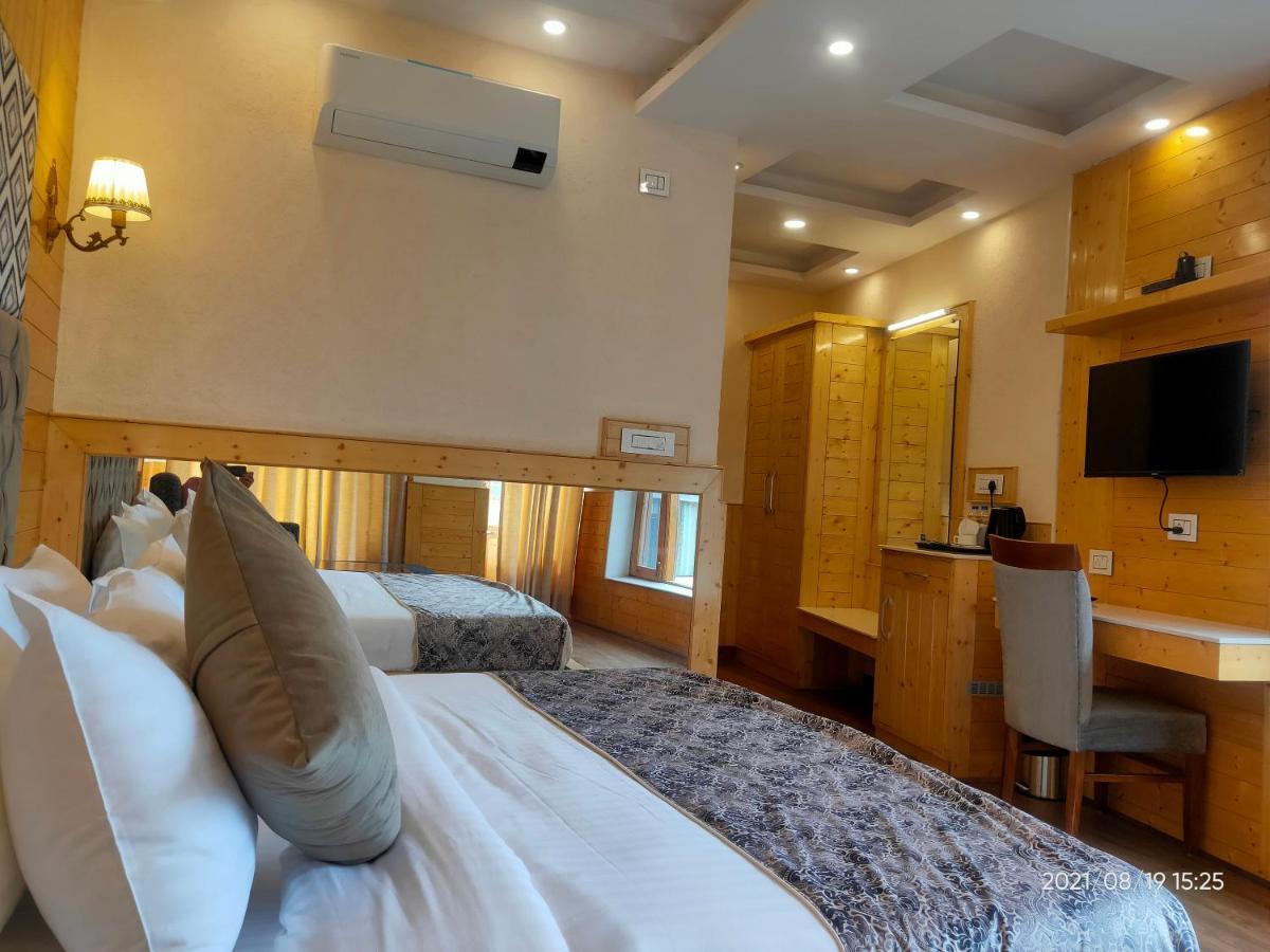 Suryansh Regency Manali Centrally Heated Air Cooled With Private Balconies Manāli Exteriör bild